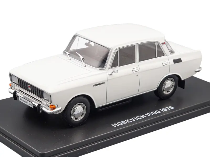 Легендарные советские автомобили MOSKVICH 1500 белый, 1:24