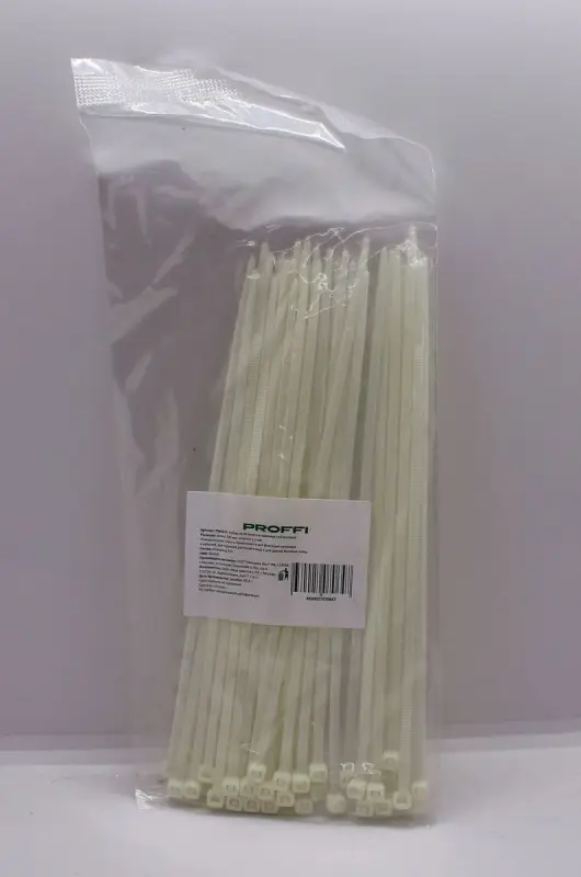Набор из 50 хомутов-зажимов. Размеры: длина: 200 мм, ширина: 3,6 мм. Цвет: белый