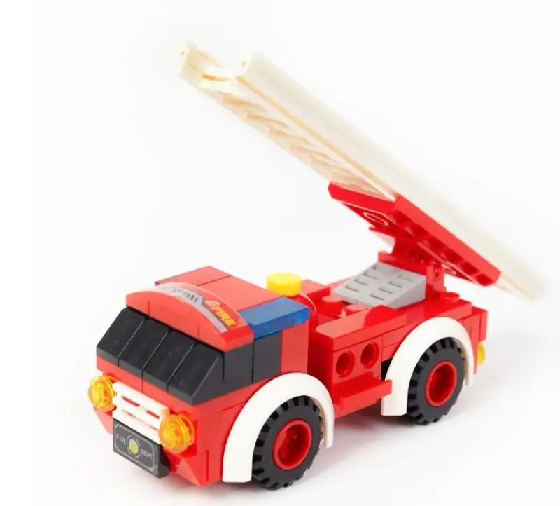Вайс Блок. Конструктор пожарная машина с лестницей 8-в-1.TM Wise Block