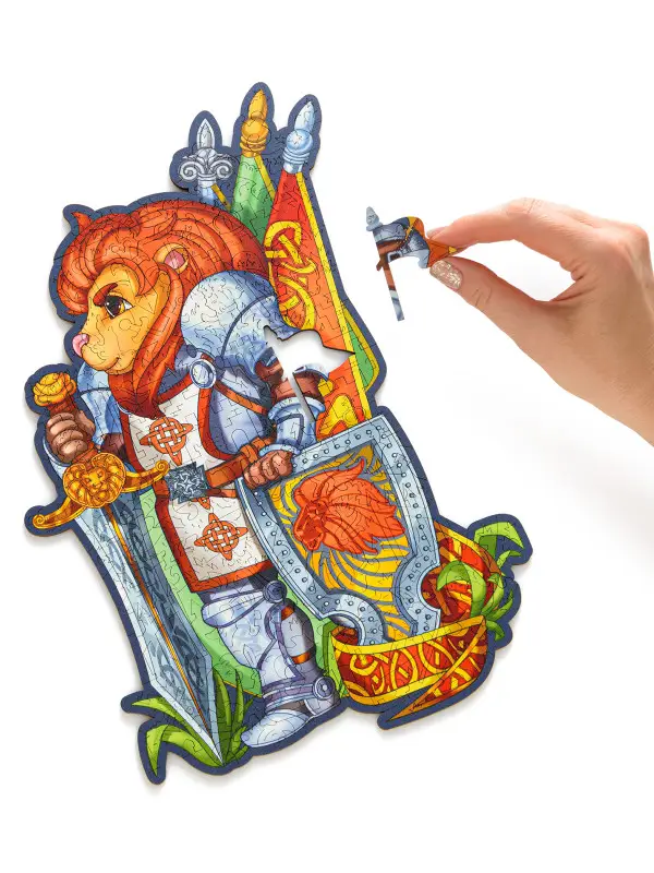 Деревянный Пазл Лев Рыцарь L (110 дет.)