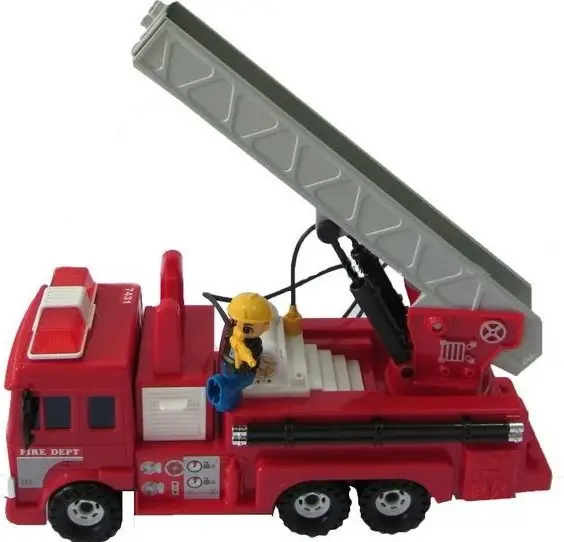 Дасунг Игровой набор Пожарная машина со шлангом и фигуркой Daesung