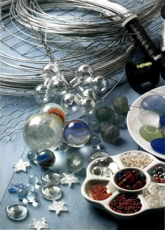 Чудесная проволока : аксессуары из проволоки и стекла (5-322-00160-3)