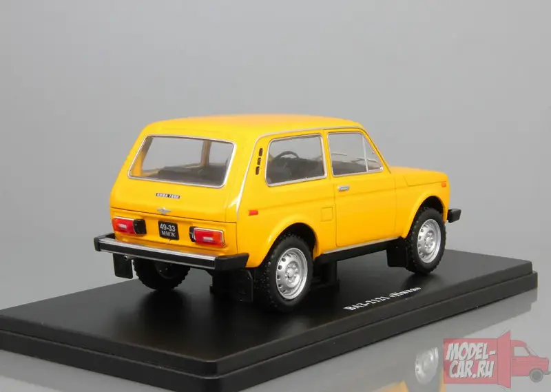 Легендарные советские автомобили VAZ 2121 NIVA желтый, 1:24